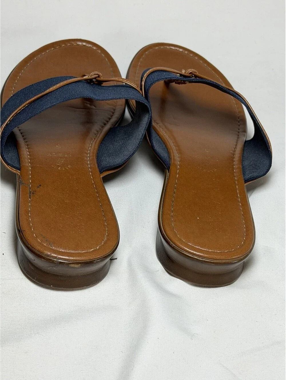 Italian Shoemakers Women's Sandals with Navy Strap and Brown Sole Size 9
